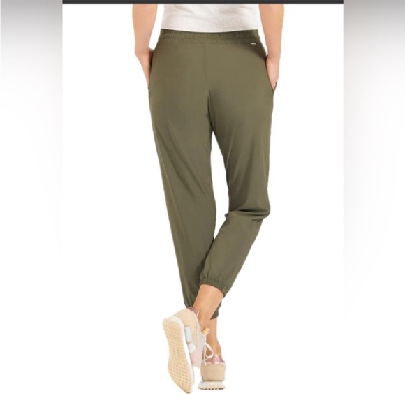 NWOT Vuori Olive Green Oregano Jogger Pants! - Picture 2 of 7